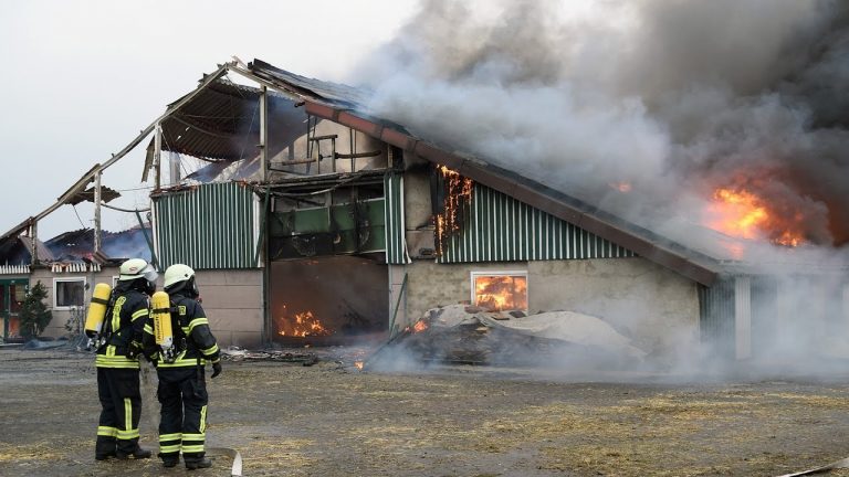 Boerenbedrijf in Duitsland afgebrand. Schade 2 miljoen euro..