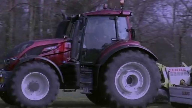 Eerste Valtra T4 Tractor in Nederland