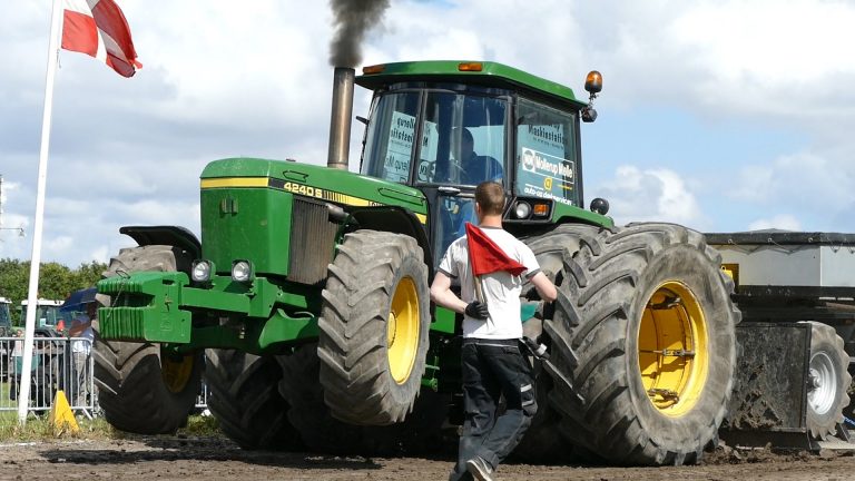 John Deere 4240S l Tractor Pulling