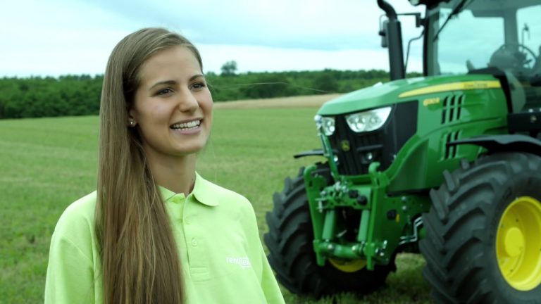 Miss oostenrijk & John Deere