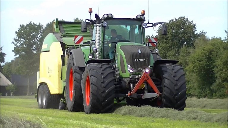 Non-stop balen persen met de Krone Ultima van Loonbedrijf Ronald Bos