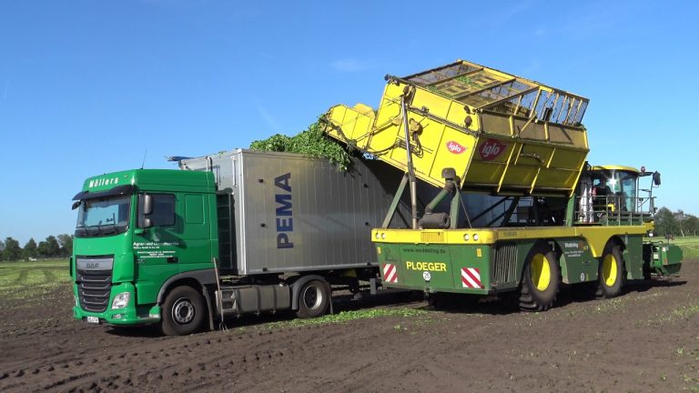 PLOEGER MK 2140 SPINAZIE LOSSEN OP DE VRACHTAUTO