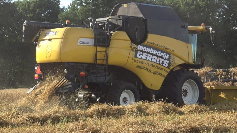 NEW HOLLAND CX 8050 HAVER COMBINE