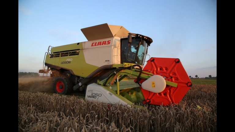 The night shift | Claas Lexion 780 Terra Trac | Gebr. de Zeeuw | Wheat harvest 2016