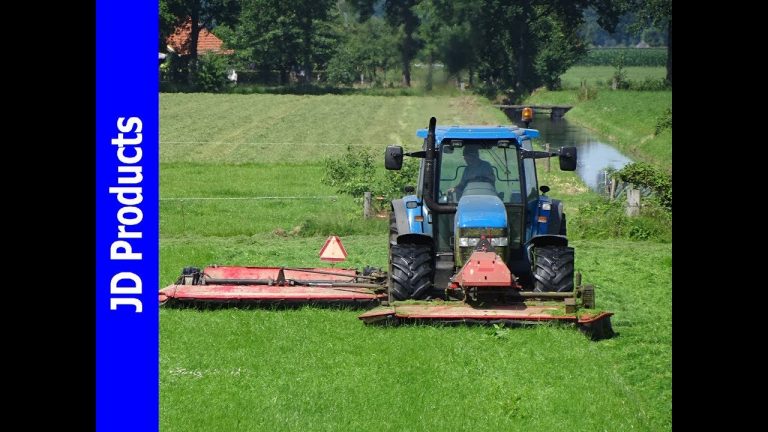 New Holland 8560/Vicon/Gras maaien/Mowing grass/Gras mähen/Dalfsen/2017
