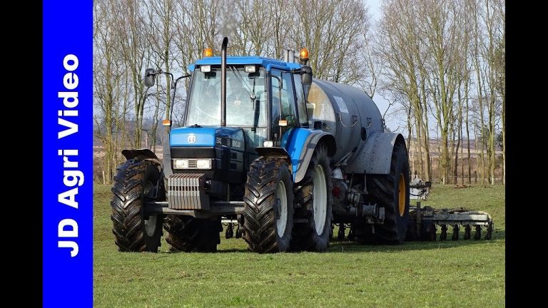 2018/New Holland 8340/Mest injecteren/Injection slurry/Gülle ausbringen/Hazeleger/Elspeet
