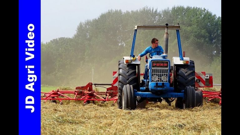 Ford 7700/Gras schudden/Tedding grass/Gras wenden/Lely/van de Streek/Nunspeet