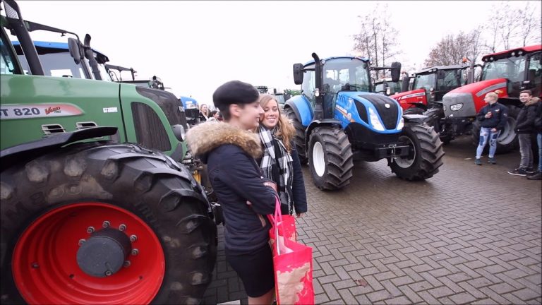 Met de trekker naar school!