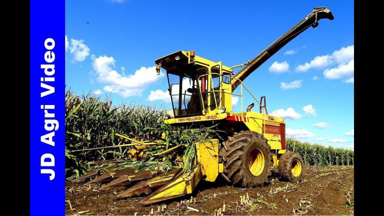 Mais hakselen 2018 | New Holland 1900 | New Holland 8360 + M100 | van de Streek | Maishäckseln