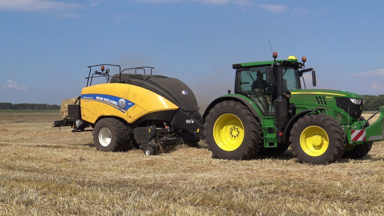 JOHN DEERE 6145 R NEW HOLLAND 890 BIGBALER CROPCUTTER