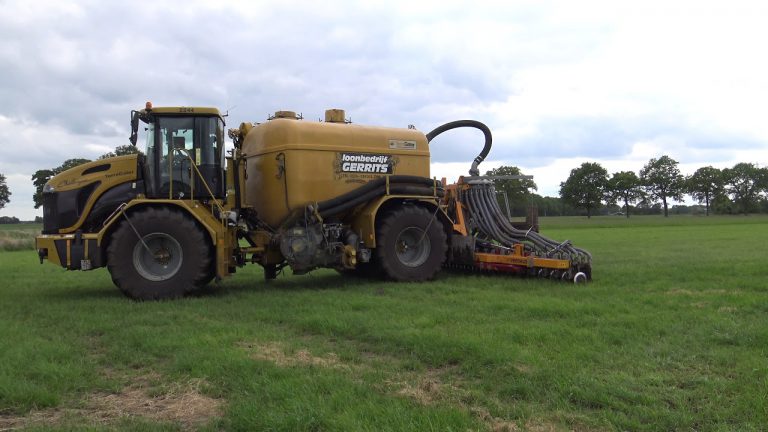 MESTSEIZOEN 2018 CHALLENGER TERRAGATOR 2244 LOONBEDRIJF GERRITS