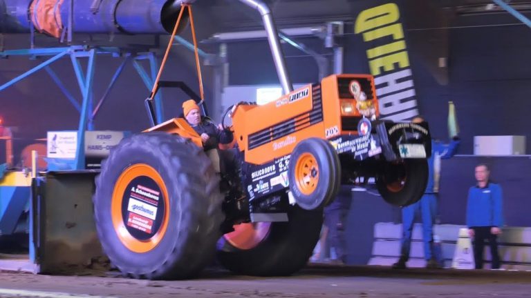 Trekkerweb Indoor Farmstock in Zwolle 2019 sportklasse 2,5 ton