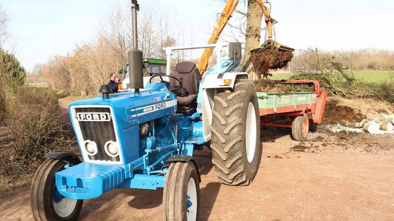 Mest rijden zoals vroeger! Mestseizoen 2019 l FORD 4600 + Kemper standard