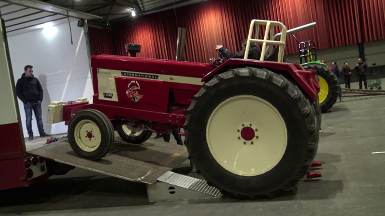 TREKKERWEB INDOOR FARMSTOCK ZWOLLE DE VOORBEREIDING EN DE 4.5 / 3.4 TON SPORT SUPERSPORTKLASSE