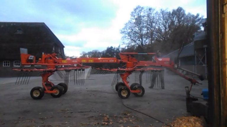 Mis de toptip niet.. Het schoonmaken en doorsmeren van de machines  Alex the Dutch Dairyfarmer