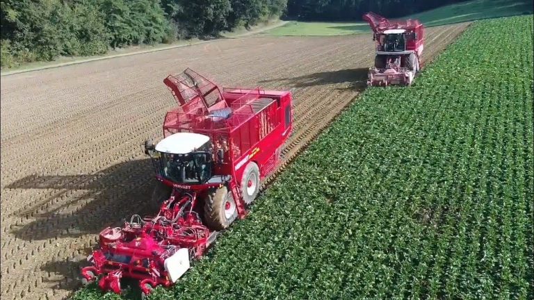 Twee Vervaet Beet Eater 625s op de heuvels van Limburg! Met een toelichting in het Limburgs.Trekkerweb.nl