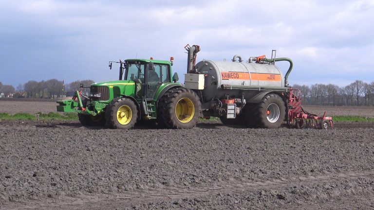 MESTSEIZOEN 20119 JOHN DEERE 6620 KAWECO MESTTANK BOUWLANDBEMESTEN