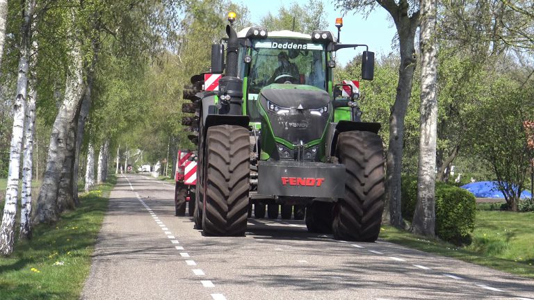 FENDT 1050 HORSCH OP TRANSPORT