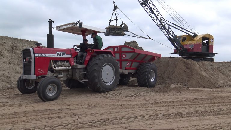 VERENIGING HISTORISCHE GRONDVERZET HIGRO 2019 RUSTON BUCYRUS 22 RB DRAGLINE MASSY FERGUSON 1155