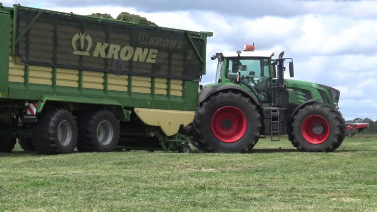 GRAS IN KUILEN FENDT 930 vario KRONE ZX 470 GD janssen- rhede