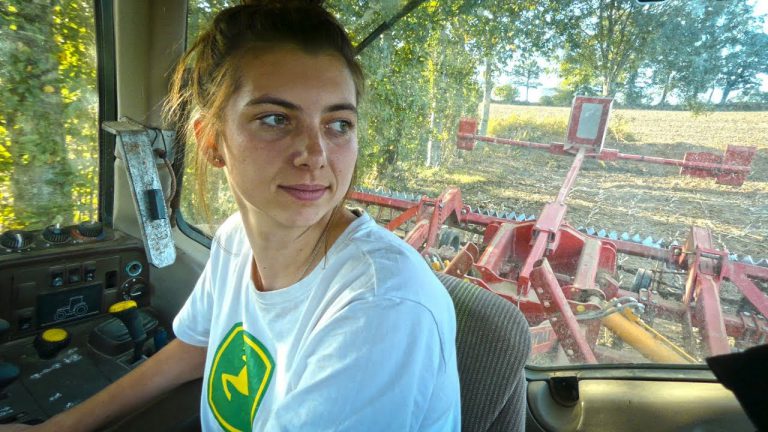 Maisland lostrekken John Deere 6820 Girlpower…