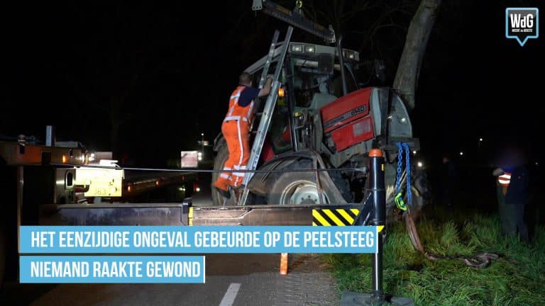 Tractor bots tegen boom in Nederweert