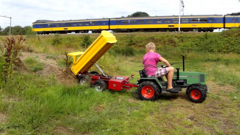 Mooi gemaakt…een kinderdroom …Mini Fendt 615