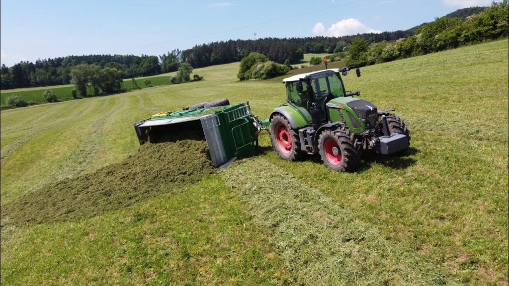 Daar ligt die mooi… Fendt 722 Vario & JCB531-70 AGRI