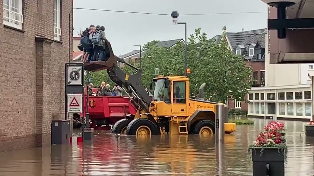 Loonbedrijf Cerfontaine evacueert inwoners Valkenburg